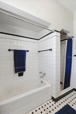 337 E SESSOMS AVENUE, Lake Wales, FL 33853