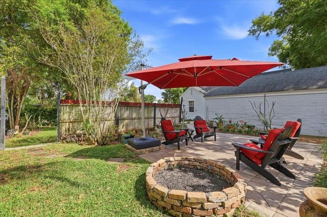 337 E SESSOMS AVENUE, Lake Wales, FL 33853