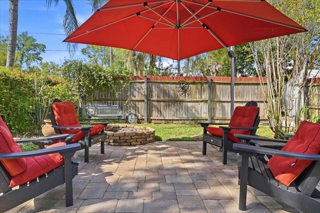 337 E SESSOMS AVENUE, Lake Wales, FL 33853