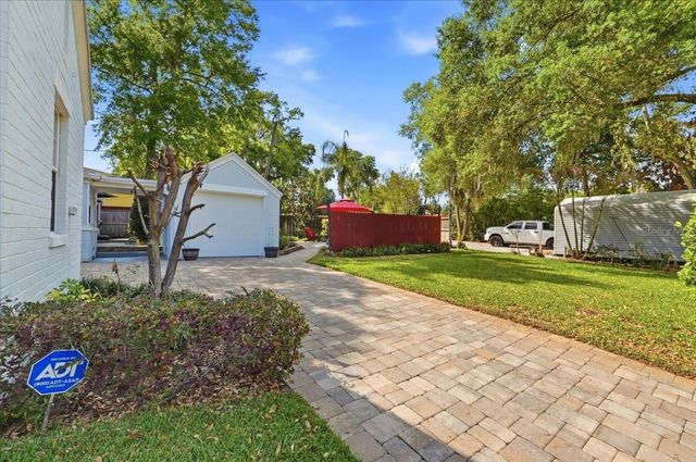 337 E SESSOMS AVENUE, Lake Wales, FL 33853