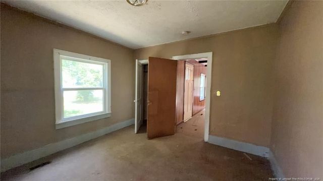1908 Sapona Road, Fayetteville, NC 28312