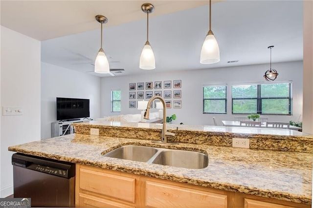 2230 Cheshire Bridge Road NE 416, Atlanta, GA 30324