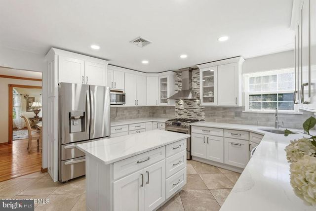 202 VERONICA CT, Lanoka Harbor, NJ 08734