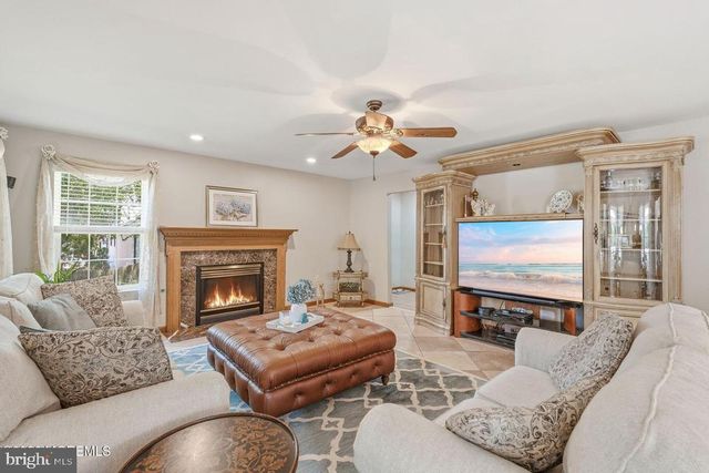 202 VERONICA CT, Lanoka Harbor, NJ 08734