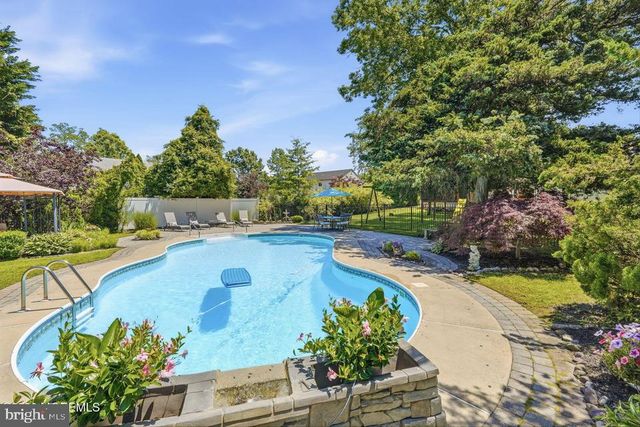 202 VERONICA CT, Lanoka Harbor, NJ 08734