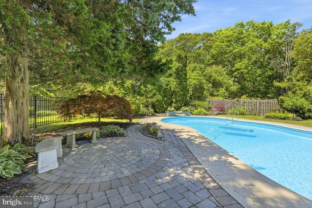 202 VERONICA CT, Lanoka Harbor, NJ 08734