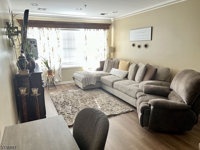 911 Madison Ave 8, Paterson City, NJ 07524