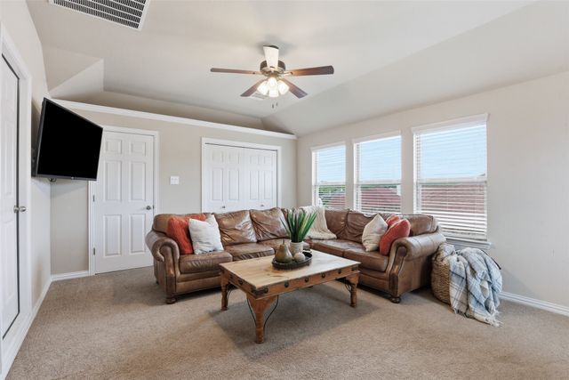 3017 Ridgemont Court, Weatherford, TX 76086