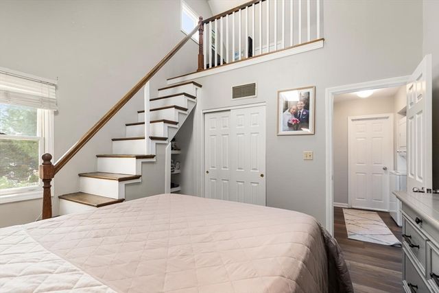 54 Crescent Ave N, Boston, MA 02125