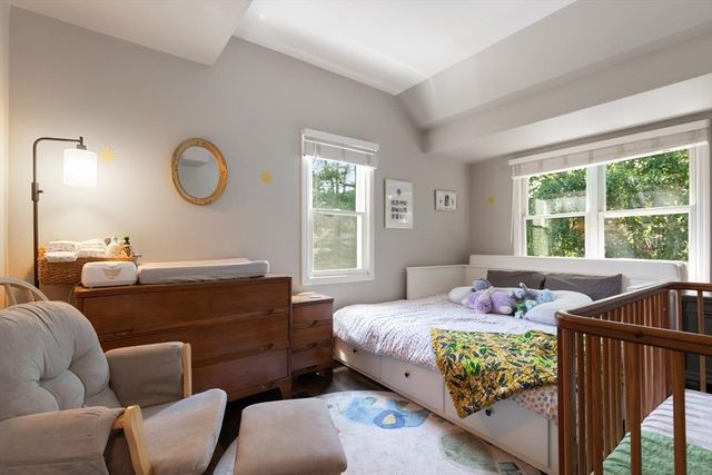 54 Crescent Ave N, Boston, MA 02125