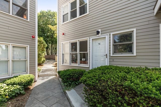 54 Crescent Ave N, Boston, MA 02125