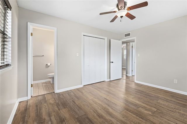 1208 NE 3Rd Street, Bentonville, AR 72712