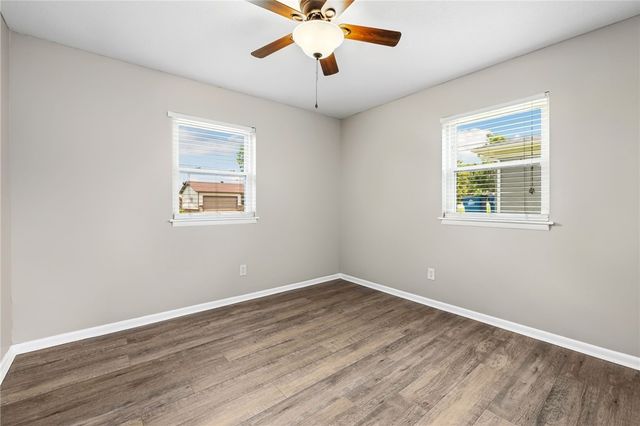 1208 NE 3Rd Street, Bentonville, AR 72712