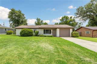 1208 NE 3Rd Street, Bentonville, AR 72712