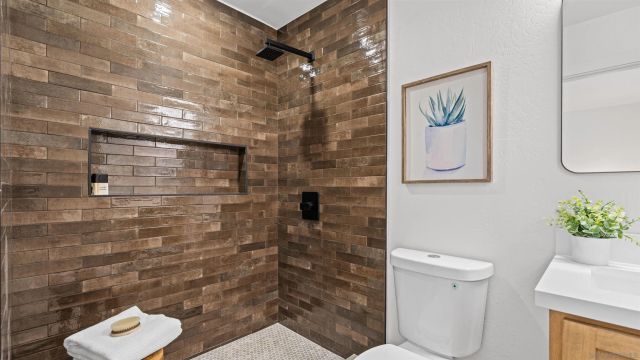 737 Laguna, El Cajon, CA 92020