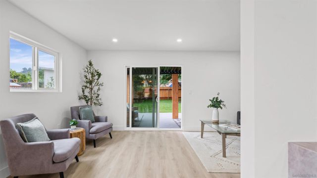 737 Laguna, El Cajon, CA 92020