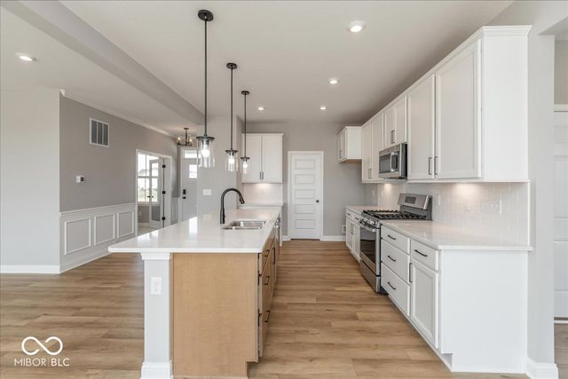 6217 Hampton Walk Boulevard, Mccordsville, IN 46055