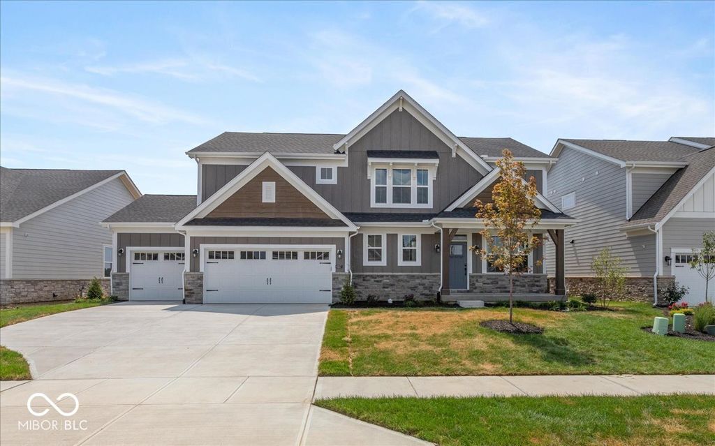 6217 Hampton Walk Boulevard, Mccordsville, IN 46055