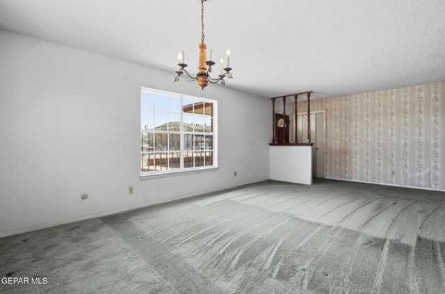 8025 GILBERT Drive, El Paso, TX 79907