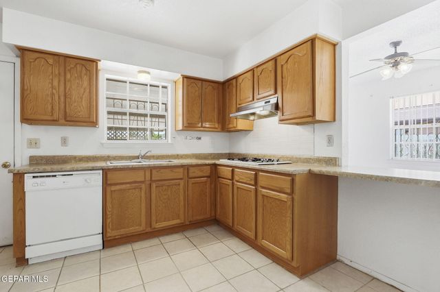 8025 GILBERT Drive, El Paso, TX 79907