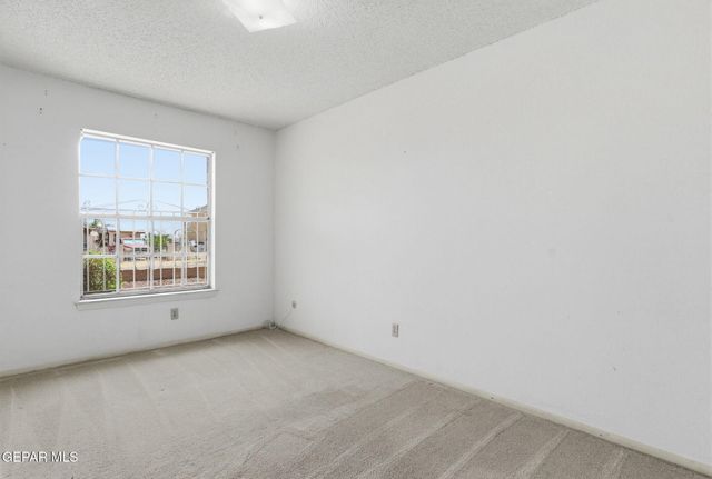 8025 GILBERT Drive, El Paso, TX 79907