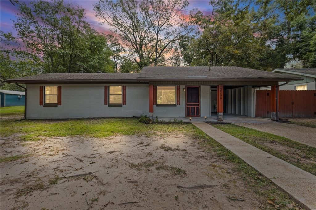 2209 Clearwater Street, Mobile, AL 36609 — photo 2