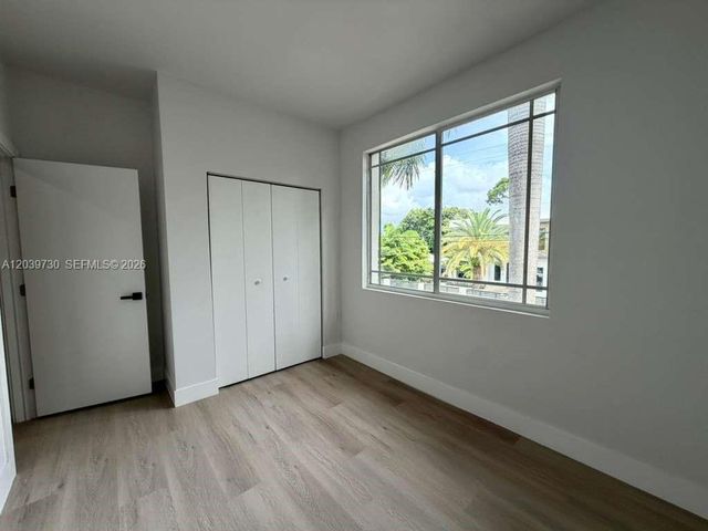 2425 SW 6th Street 17, Miami, FL 33135