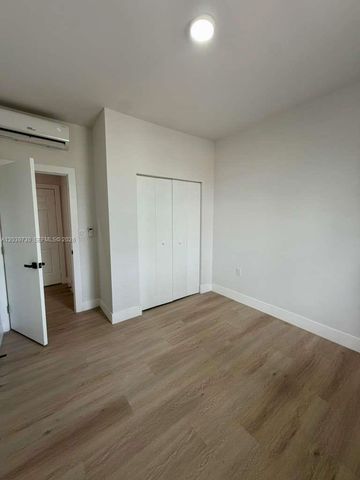 2425 SW 6th Street 17, Miami, FL 33135
