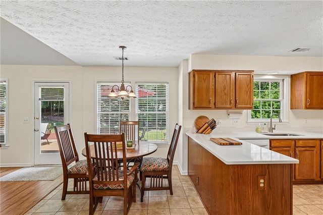 3651 Forest Glen Trail, Lawrenceville, GA 30044
