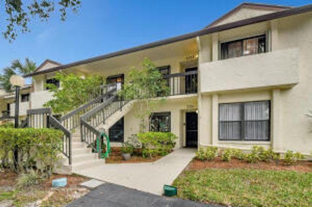 3352 Perimeter Drive, Greenacres, FL 33467