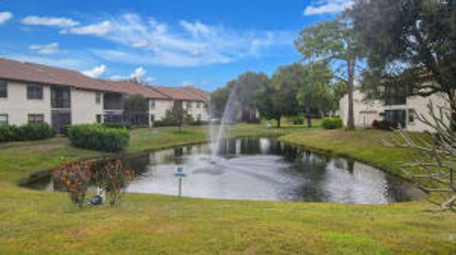 3352 Perimeter Drive, Greenacres, FL 33467