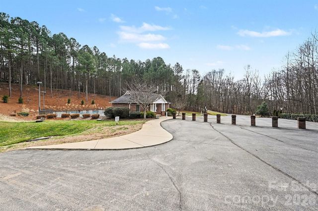 134 Palmer Marsh Place, Mooresville, NC 28117