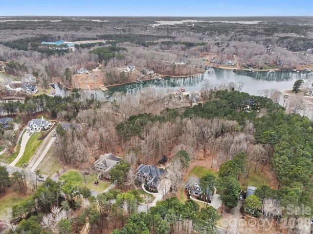 134 Palmer Marsh Place, Mooresville, NC 28117