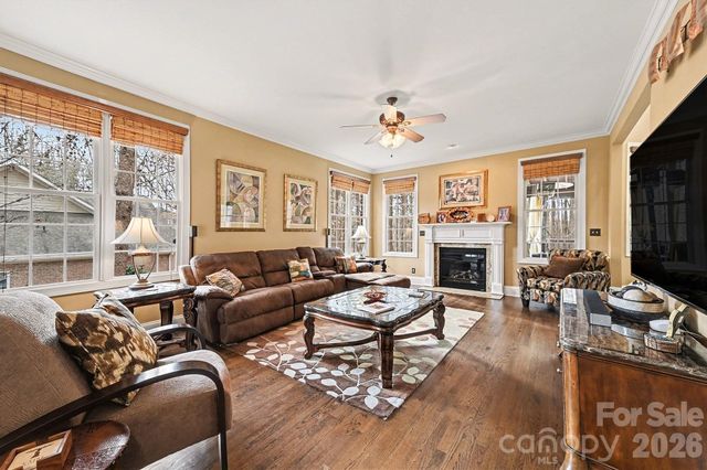 134 Palmer Marsh Place, Mooresville, NC 28117