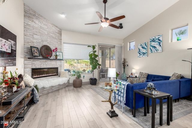 7238 E TYNDALL Street, Mesa, AZ 85207