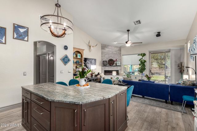 7238 E TYNDALL Street, Mesa, AZ 85207