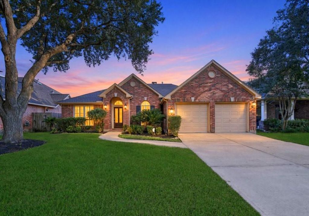 4911 Big Elm Circle, Missouri City, TX 77459
