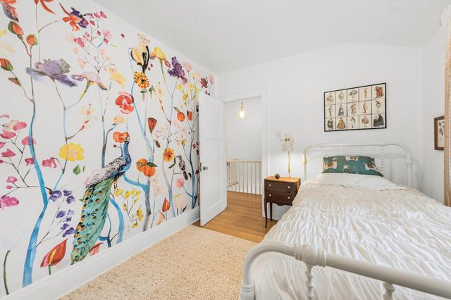 3482 N Frederick AVENUE, Milwaukee, WI 53211