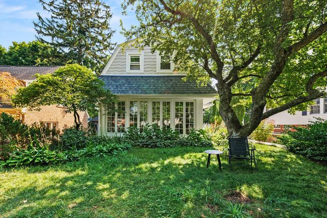 3482 N Frederick AVENUE, Milwaukee, WI 53211