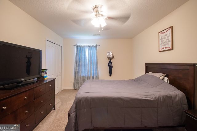 111 Walnut Way, Kingsland, GA 31548