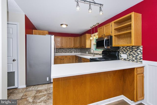 490 PINE RIDGE CIR, Lewisberry, PA 17339