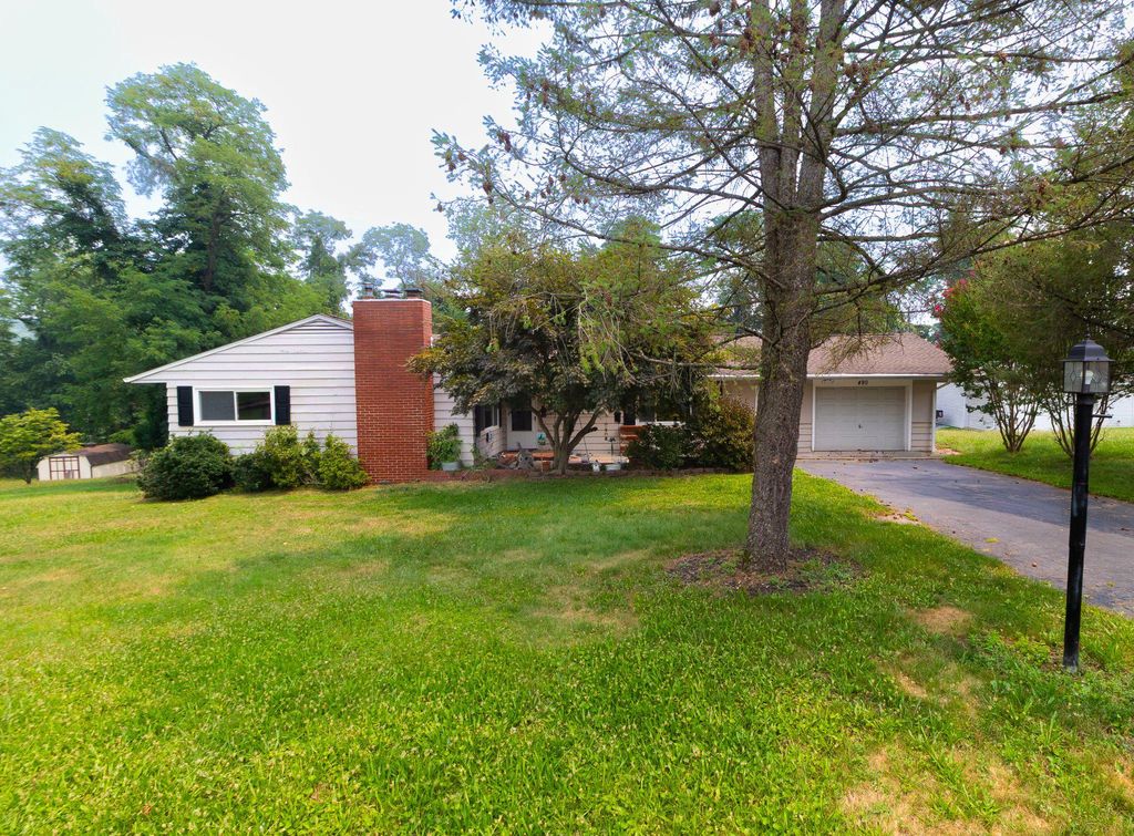 490 PINE RIDGE CIR, Lewisberry, PA 17339