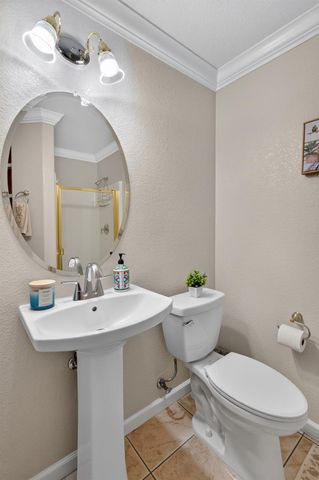 9701 Nature Trail Way, Elk Grove, CA 95757