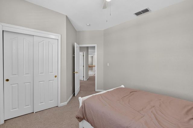 9701 Nature Trail Way, Elk Grove, CA 95757