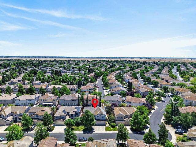 9701 Nature Trail Way, Elk Grove, CA 95757