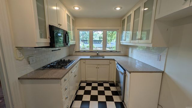4220 Kenyon Drive, Little Rock, AR 72205