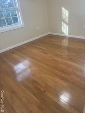 147-26 240th Street 2nd Floor, Rosedale, NY 11422