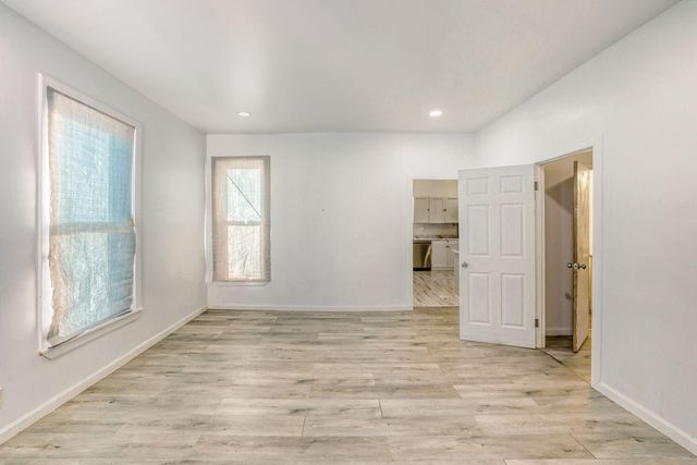 2620 13th Avenue S, Minneapolis, MN 55407