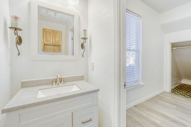 2620 13th Avenue S, Minneapolis, MN 55407