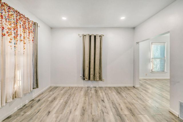 2620 13th Avenue S, Minneapolis, MN 55407